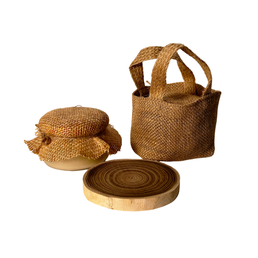 Kreminis medus su akacijos padėkliuku - estetiškas rinkinys