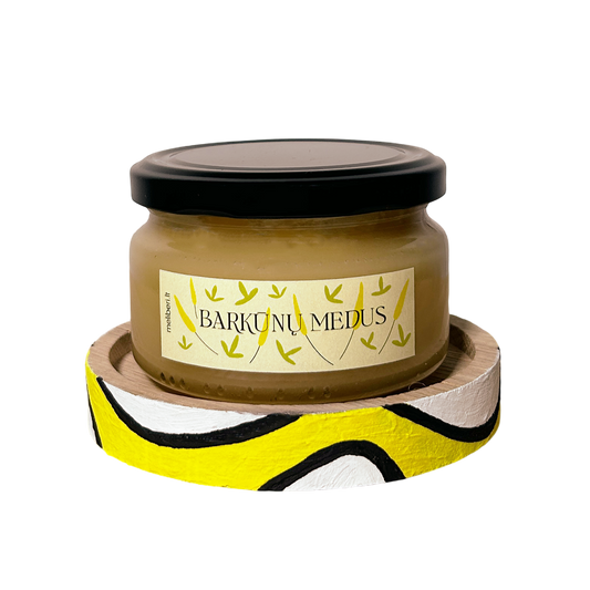 Medaus stiklainių ąžuolinis padėkliukas ir medus